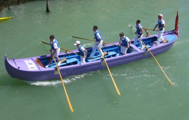 GONDOLIERE PER UN GIORNO: A SCUOLA DI VOGA ALLA VENETA 