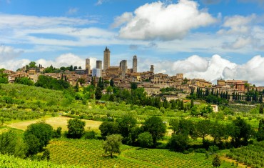 FROM FLORENCE TO THE CHIANTI REGION FOR A LUNCH AT THE CASTLE: BETWEEN HISTORY, WINE AND GOOD FOOD