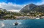 CAPRI BY BOAT: AT THE DISCOVERY OF THE PERFECT BLUE 
